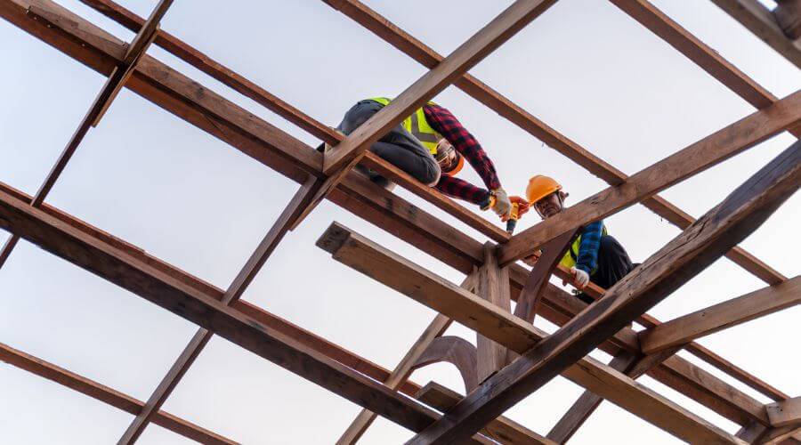 Professional gutter cleaning in Burleson, TX